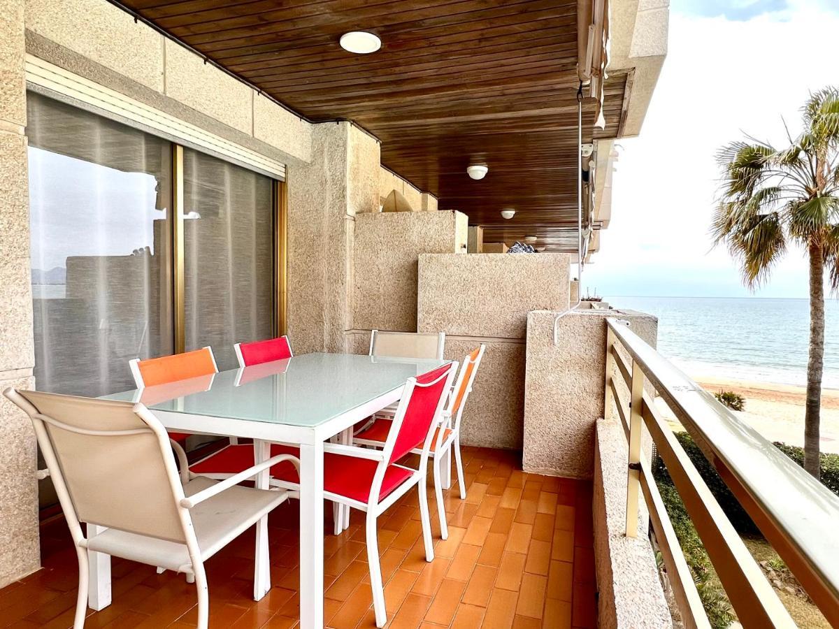 Magnifico Apartamento Playamero Con Vistas Al Mar. 살루 외부 사진